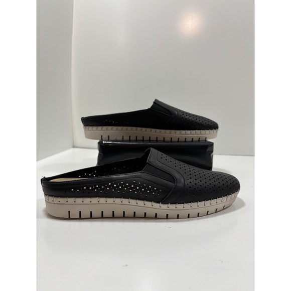 Bella Vita Women's Refresh Leather Altheisure‎ Slip On Mules Size 8.5 WW Black - Picture 1 of 6